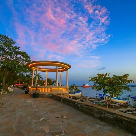 Hristovi & شقة بوموري