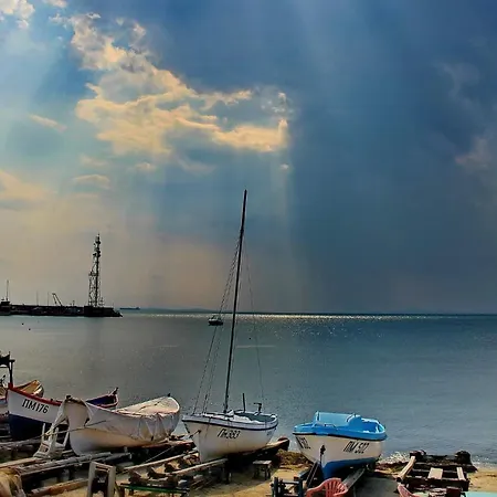 Hristovi & Апартаменты *